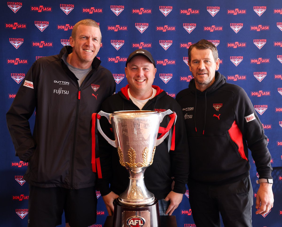 Full nuffy alert. Had a great opportunity thanks to <a href="/essendonfc/">Essendon FC</a> for many years of support to have a picture with the  2000 Premiership Cup. Meeting <a href="/dustinfletch31/">dustinfletcher31</a> &amp; Mark Harvey.