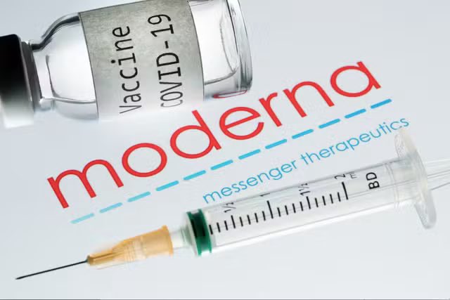 Alerte ! ⤵️

« Le vaccin combiné grippe/covid de #Moderna est sur les rails » ! (ARN messager bien sûr !…)

➡️ Vous la voyez venir l’entourloupe sur « l’obligation vaccinale grippe » qu’ils veulent mettre en place (proposition de loi du 11 juillet) et qui concernera en fait