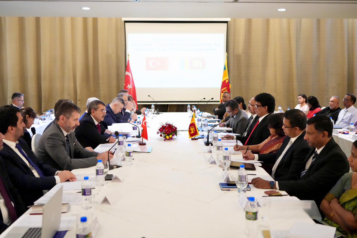 Republic of Türkiye Ministry of National Education (@tcmeb_en) on Twitter photo Minister of National Education <a href="/Yusuf__Tekin/">Yusuf Tekin</a> attended the 3rd Meeting of the Türkiye-Sri Lanka Joint Economic and Technical Cooperation Commission.
📍Colombo / Sri Lanka
👉 meb.ai/UeXDd5L Minister of National Education <a href="/Yusuf__Tekin/">Yusuf Tekin</a> attended the 3rd Meeting of the Türkiye-Sri Lanka Joint Economic and Technical Cooperation Commission.
📍Colombo / Sri Lanka
👉 meb.ai/UeXDd5L
