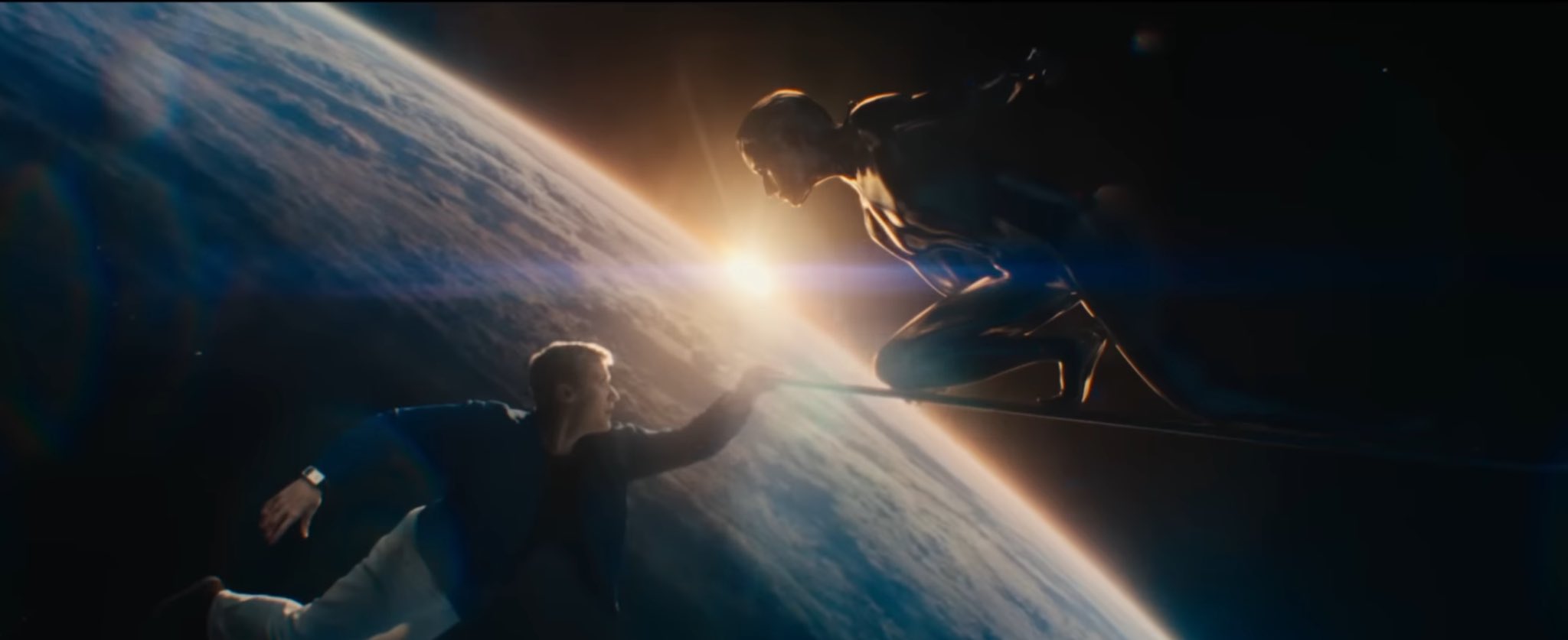 シルバーサーファー　ギャラクタス THE FANTASTIC FOUR: FIRST STEPS」のギャラクタスとシルバー