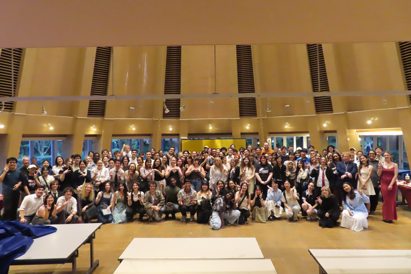 TUFS_PR's tweet image. 【TOPIC】7月18日、2025年7月修了の交換留学生・日本文化研修留学生の閉講式・懇談会を開催しました。武田副学長の祝辞や修了生のスピーチが披露され、教員・バディとの温かな交流のひとときとなりました。
tufs.ac.jp/NEWS/trend/250…