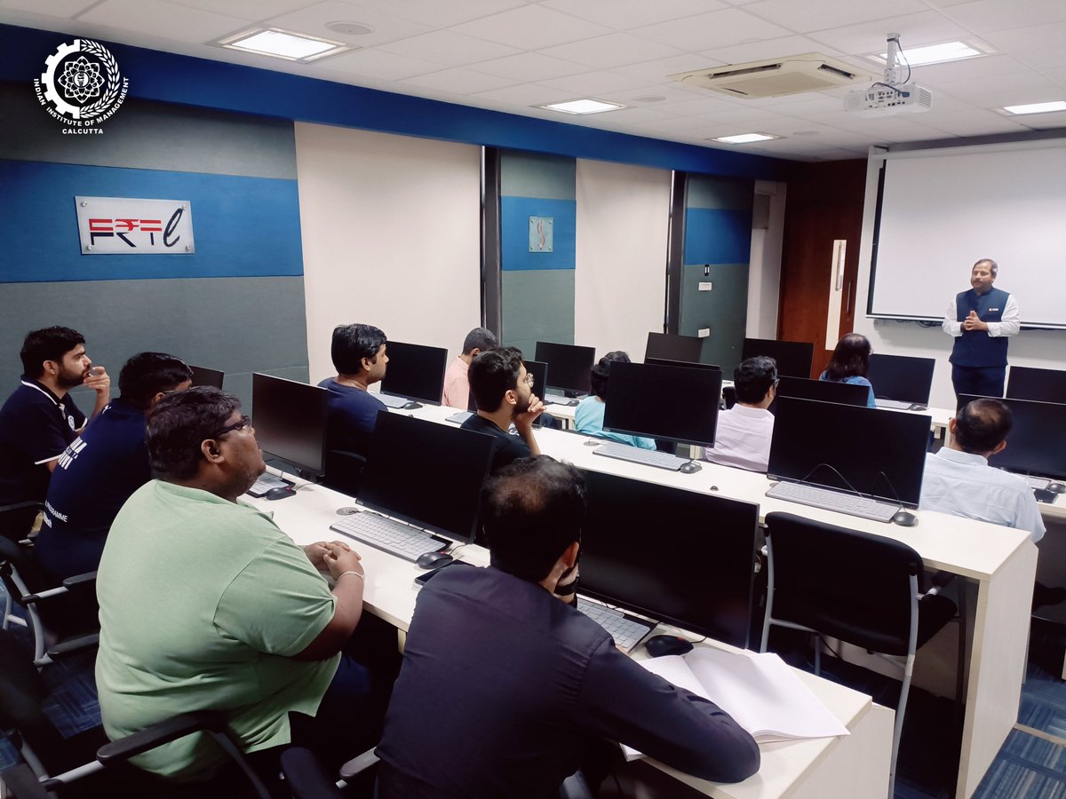 IIM_Calcutta's tweet image. A fantastic opportunity to engage and host Mr. Tirthankar Patnaik, Chief Economist of National Stock Exchange (NSE), and his team on July 24, 2025, at the FRTL Classroom. They led a rich discussion on the NSE Research Initiative and shared valuable insights.