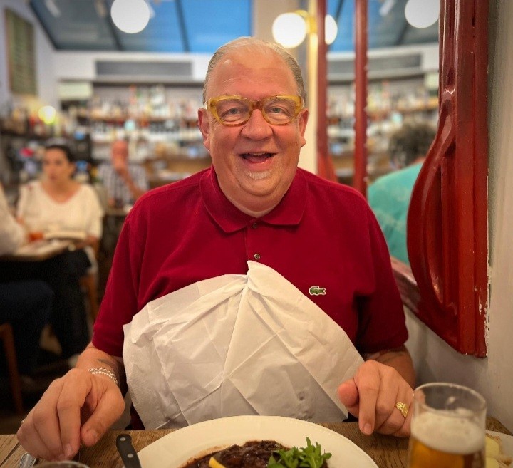 TheMumper's tweet image. Fair to say I had a lovely time catching up with Johnny Boy over lunch yesterday.
Not many embarrassing silences...