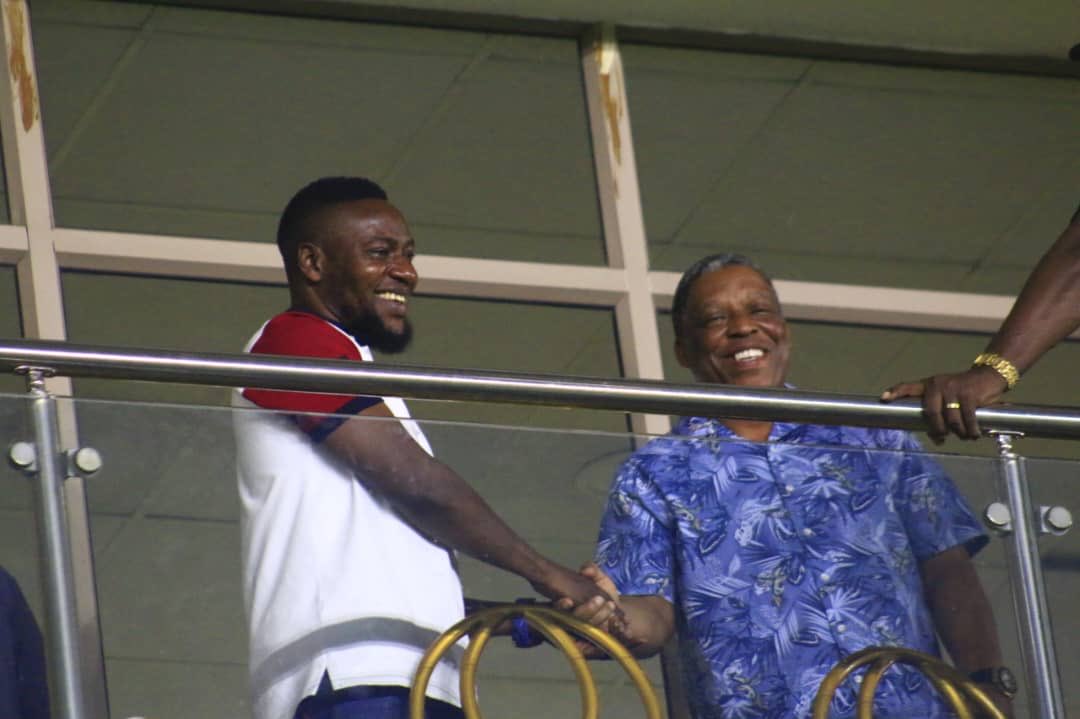 NpflTori's tweet image. Hand shakes 🤝 and a bit of football business
Ikorodu City x Shooting Stars
Say no to violence ❌