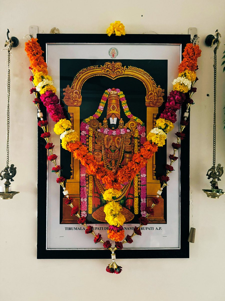 ashu_toshsingh's tweet image. गोविंदा-गोविंदा 🙏🏻
@TTDevasthanams @ttdsrivari @ttd_updates @TTD_TTD @tirupati_info