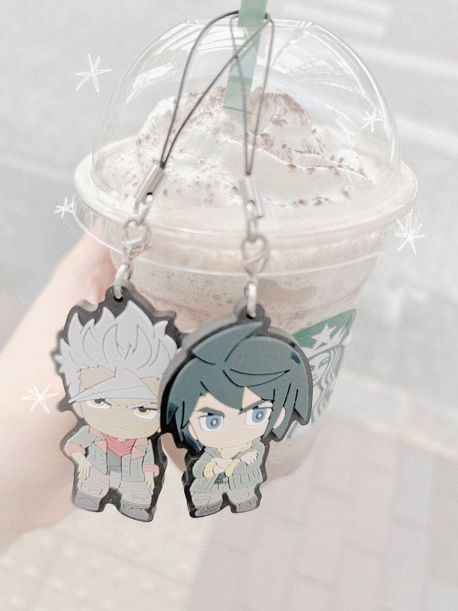 zone_beatxx's tweet image. テンションあがりすぎて🐁🐀にスタバ飲ませた