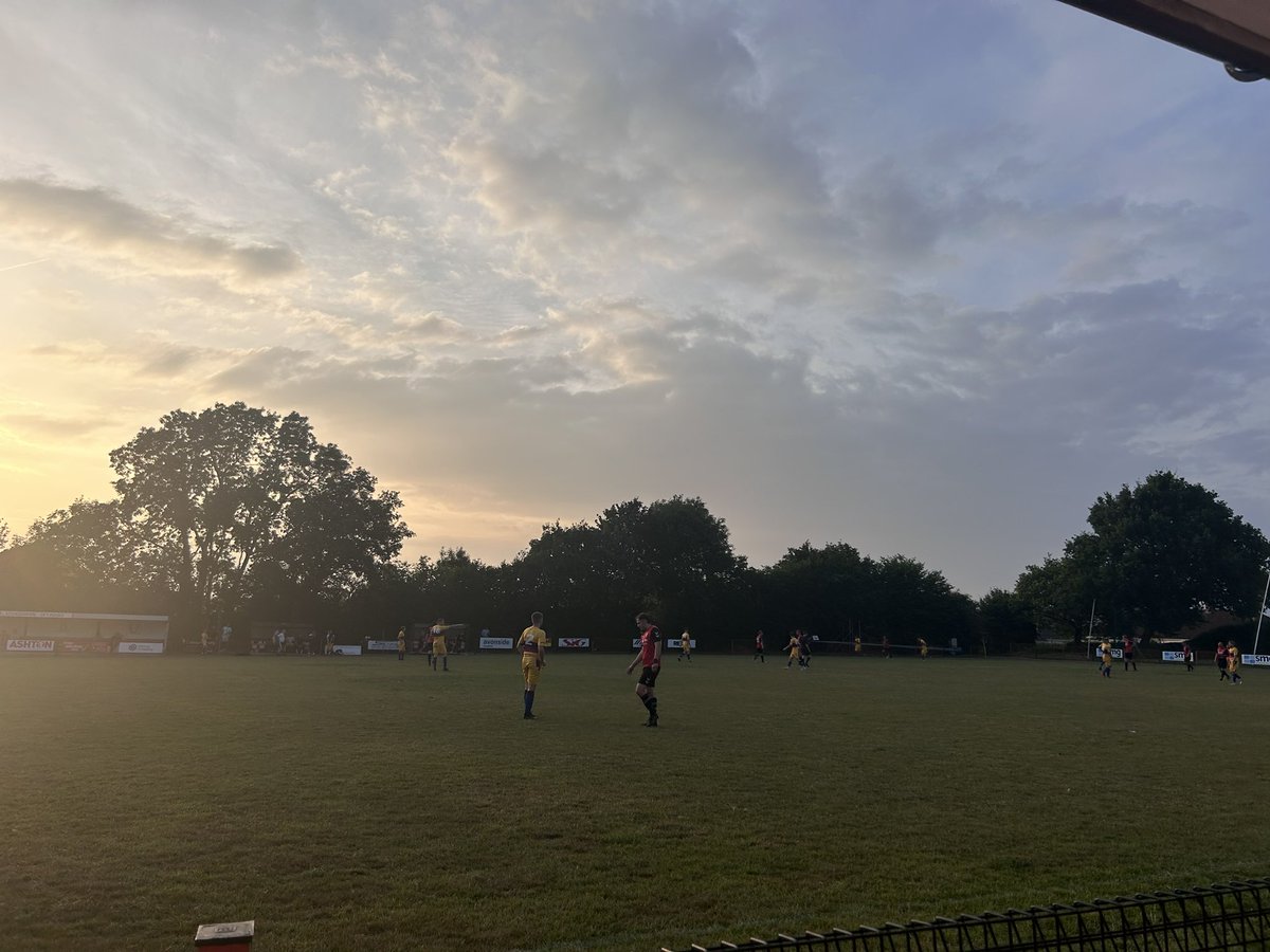 Jess Foster (@jessif28) on Twitter photo Always looking for groundhop opportunities when we can, so a pitstop had to be in order last night on the way down to Cornwall to visit <a href="/ABUFCSocial/">Ashton & Backwell United FC</a> for Ground 254 ⚽️😁 <a href="/ChrisTanfield1/">Chris Tanfield</a> #groundhopping Always looking for groundhop opportunities when we can, so a pitstop had to be in order last night on the way down to Cornwall to visit <a href="/ABUFCSocial/">Ashton & Backwell United FC</a> for Ground 254 ⚽️😁 <a href="/ChrisTanfield1/">Chris Tanfield</a> #groundhopping