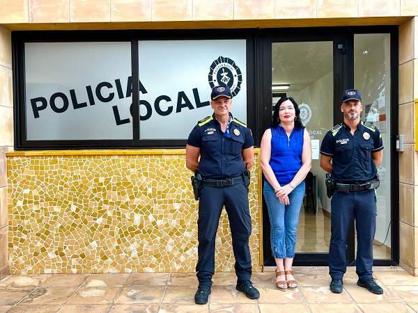 Revista Baix Empordà (@rbaixemporda) on Twitter photo L’Oficina de la Policia Local a Calella de l'<a href="/ajpalafrugell/">Ajunt. Palafrugell</a> obre de nou aquest estiu: revistabaixemporda.cat/loficina-de-la… L’Oficina de la Policia Local a Calella de l'<a href="/ajpalafrugell/">Ajunt. Palafrugell</a> obre de nou aquest estiu: revistabaixemporda.cat/loficina-de-la…