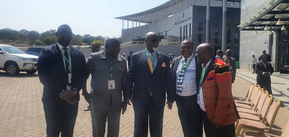 AU_ECOSOCC's tweet image. 📍Lilongwe, #Malawi 🇲🇼 | 24 July 2025
Representing the Head of the @AU_ECOSOCC Secretariat, Dr. Abraham Herano (Programs Officer), Mr. Mutale Muloshi (Head of Admin, HR and Finance) joined Honorable Dr. Elijah Muchima (Minister of Health @mohzambia), Amb. Panji Kaunda (Zambia…