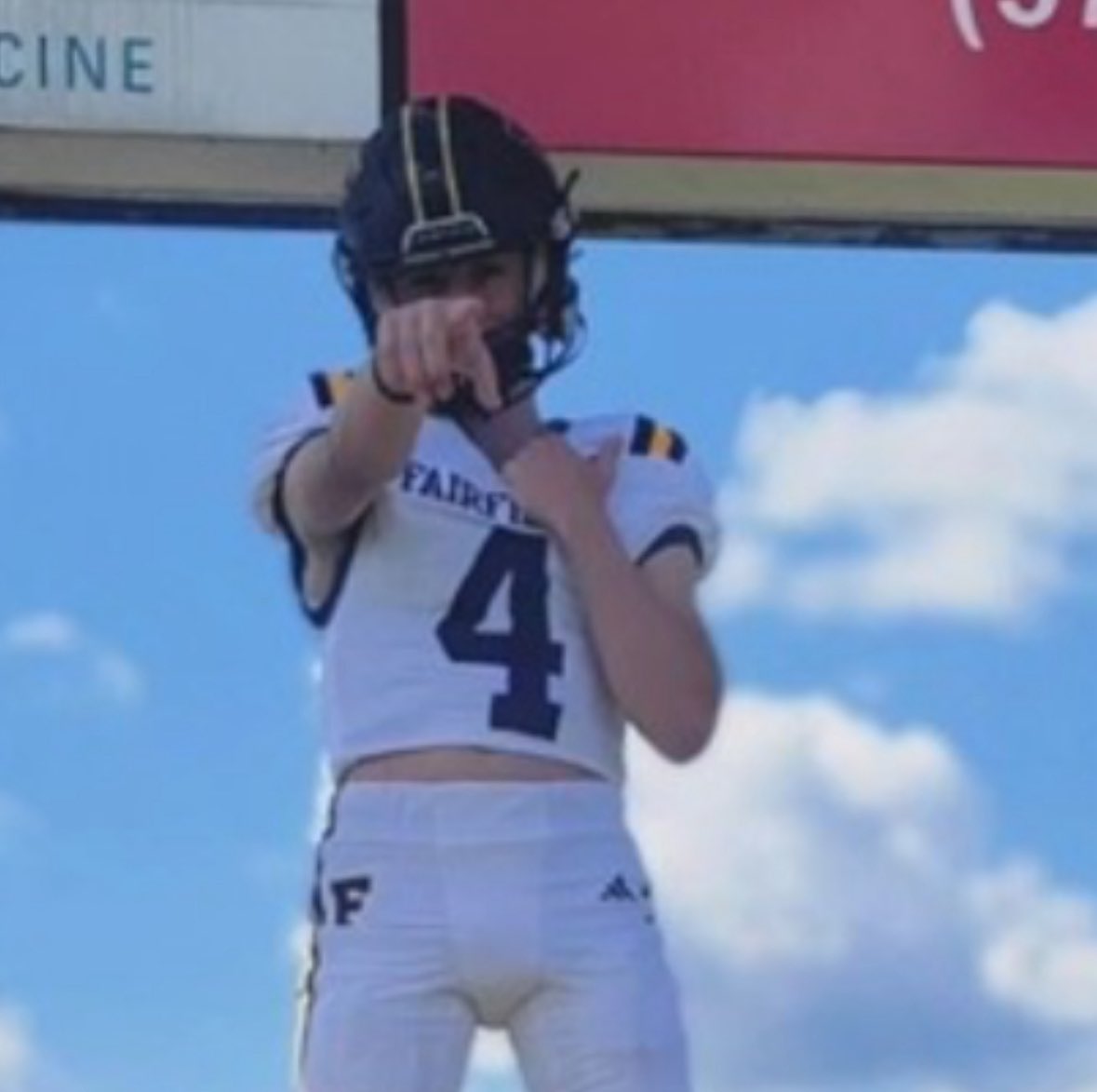 ChuckFreeby's tweet image. How many Fridays until @IHSAA1 football opening night?
Oh, thanks @kahlermaust of @FHSFalconFB