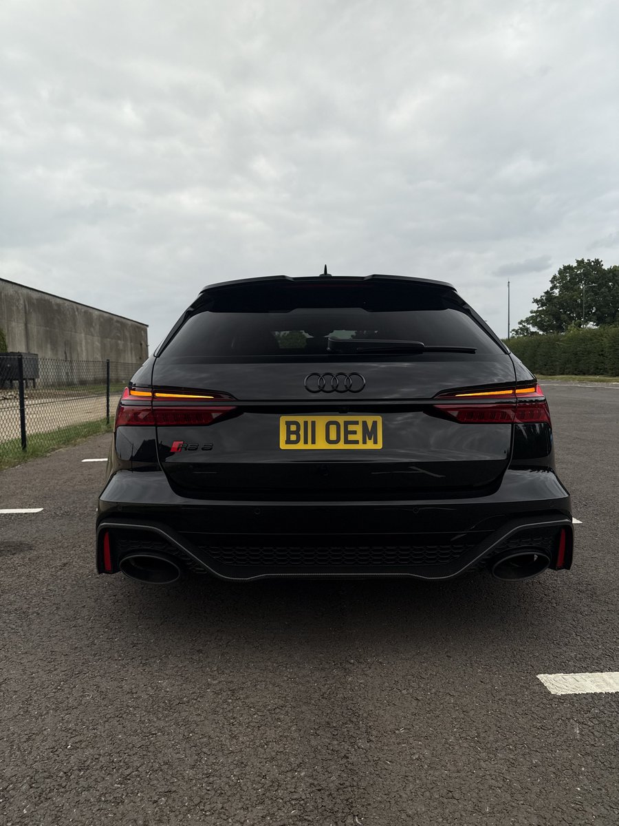 Earlsimxx's tweet image. Today’s taxi: Audi RS6 Avant ✅