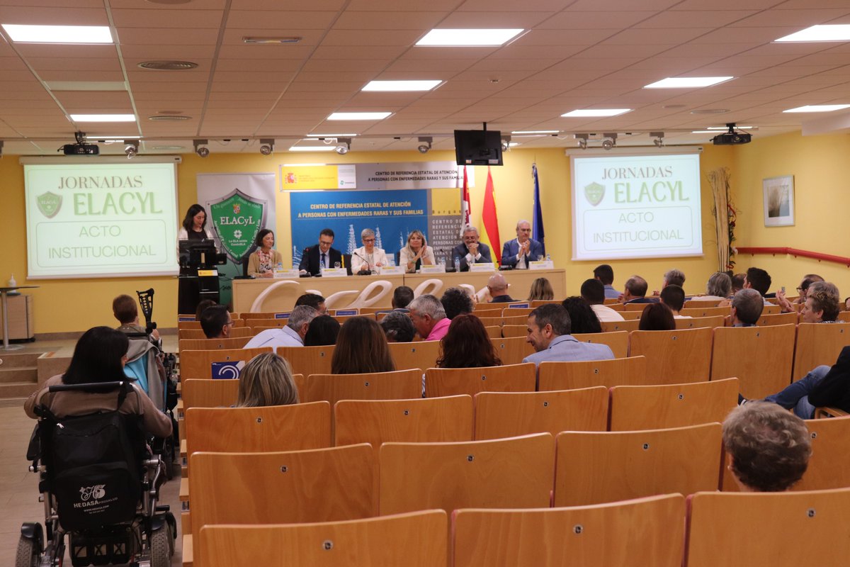 CentroCREER's tweet image. Acto institucional de las Jornadas de la Asociación de Esclerosis Lateral Amiotrófica de Castilla y León @ELA_CyL en @CentroCREER @Imserso con la participación de representantes institucionales, personas afectadas de #ELA, sus familias, cuidadores y profesionales #EncuentrosCreer