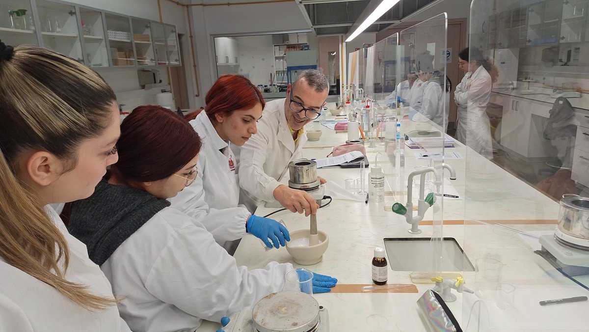 Σπούδασε Αισθητική στο Intercollege.
-Εγγραφή στο μητρώο αισθητικών Κύπρου, απόκτηση άδειας άσκησης επαγγέλματος και άδειας λειτουργιάς ινστιτούτου αισθητικής

Πληροφορίες 22 8425 00 ή στο intercollege.ac.cy/el/register-ae…