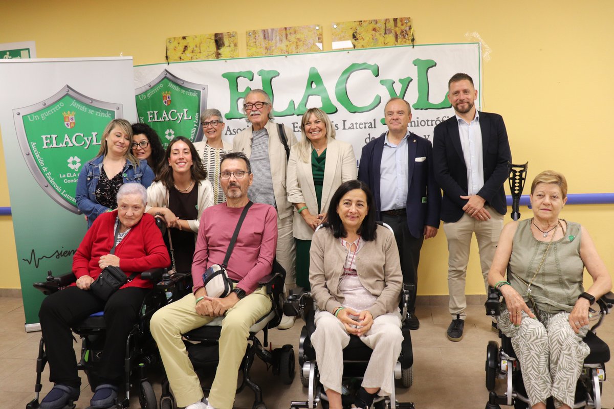 CentroCREER's tweet image. Acto institucional de las Jornadas de la Asociación de Esclerosis Lateral Amiotrófica de Castilla y León @ELA_CyL en @CentroCREER @Imserso con la participación de representantes institucionales, personas afectadas de #ELA, sus familias, cuidadores y profesionales #EncuentrosCreer