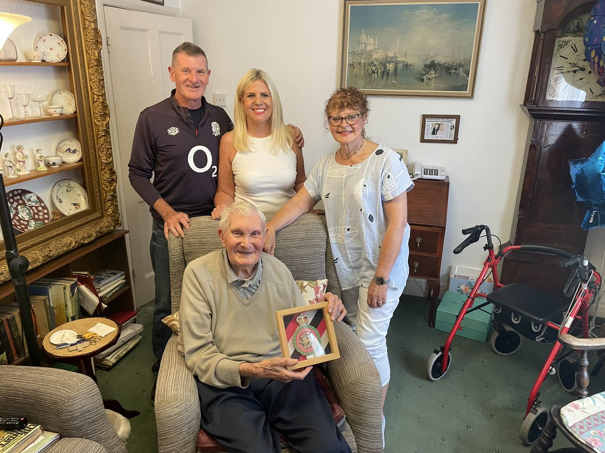 HarryBucknall's tweet image. 104 yo Charlie Richards, joined 7 #Leicesters with his pals fm #Corby & later formed 74 Column #Chindits on #OpThursday; we talked of US Air Cdos, smell of the Jap & news of the A-Bomb. After, job in Corby’s steel plants- we all got the sack the same day as Jim Callaghan‼️