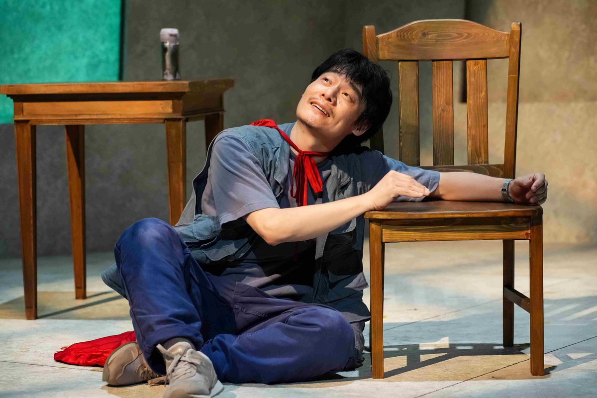 l_tike_stage's tweet image. せたがやアートファーム 2025
『#キャプテン・アメイジング』
初日開幕コメント＆舞台写真到着！

英国出身の劇作家アリスター・マクドウォールによる、ある男と娘の物語を一人芝居で描く『キャプテン・アメイジング』が、田中麻衣子演出により本日 7 月 26 日(土)に開幕した。

📕続きを読む👇…