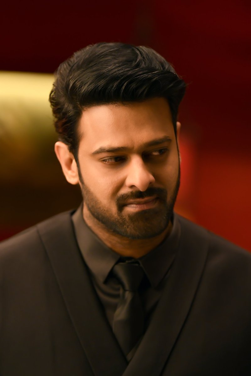 PrabhasNetwork_'s tweet image. #Prabhas is All Set to Collaborate with Fans Most Favourite - UV Creations Again !! (BUZZ) ❤️🔥
News is... There were Discussions going On to Make a Movie Under the Direction of "Rajkumar Periyasamy" (#Amaran Fame) for a Pan India Action Thriller 🔥
