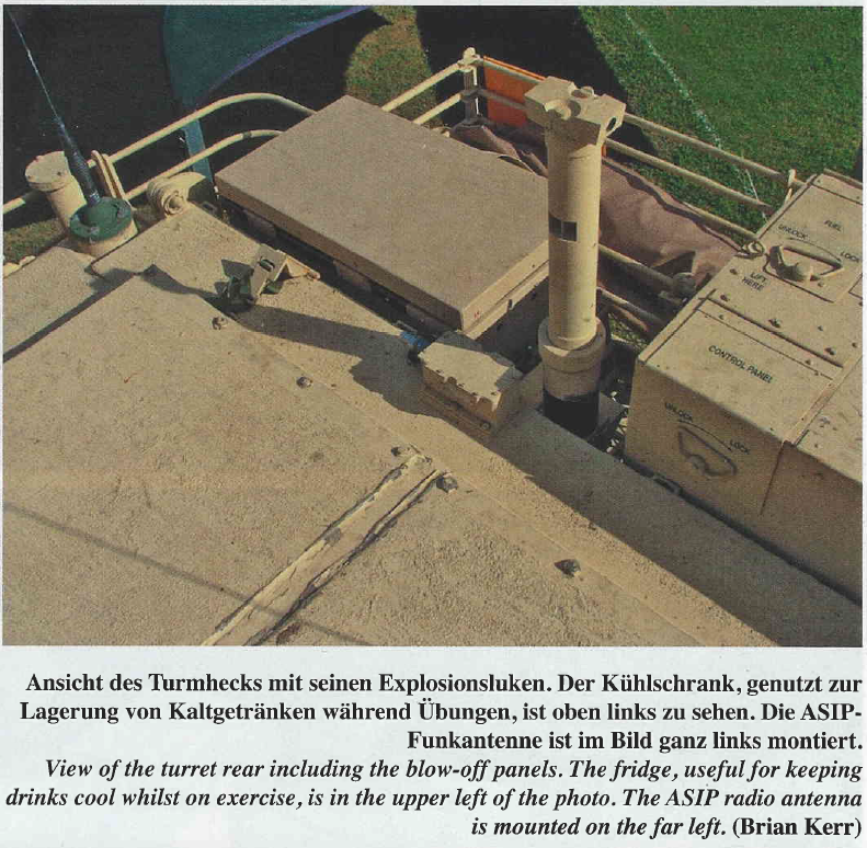 Australian M1A2 SEPv3 Abrams tank train shoulder to shoulder with New Zealand Light Armoured Vehicle-3 (NZLAV) during Ex Talisman Sabre 2025. 
A top view shows that the 🇦🇺M1A2 SEPv3 retains the custom fridge on the turret bustle to keep drinks cool whilst on exercise.