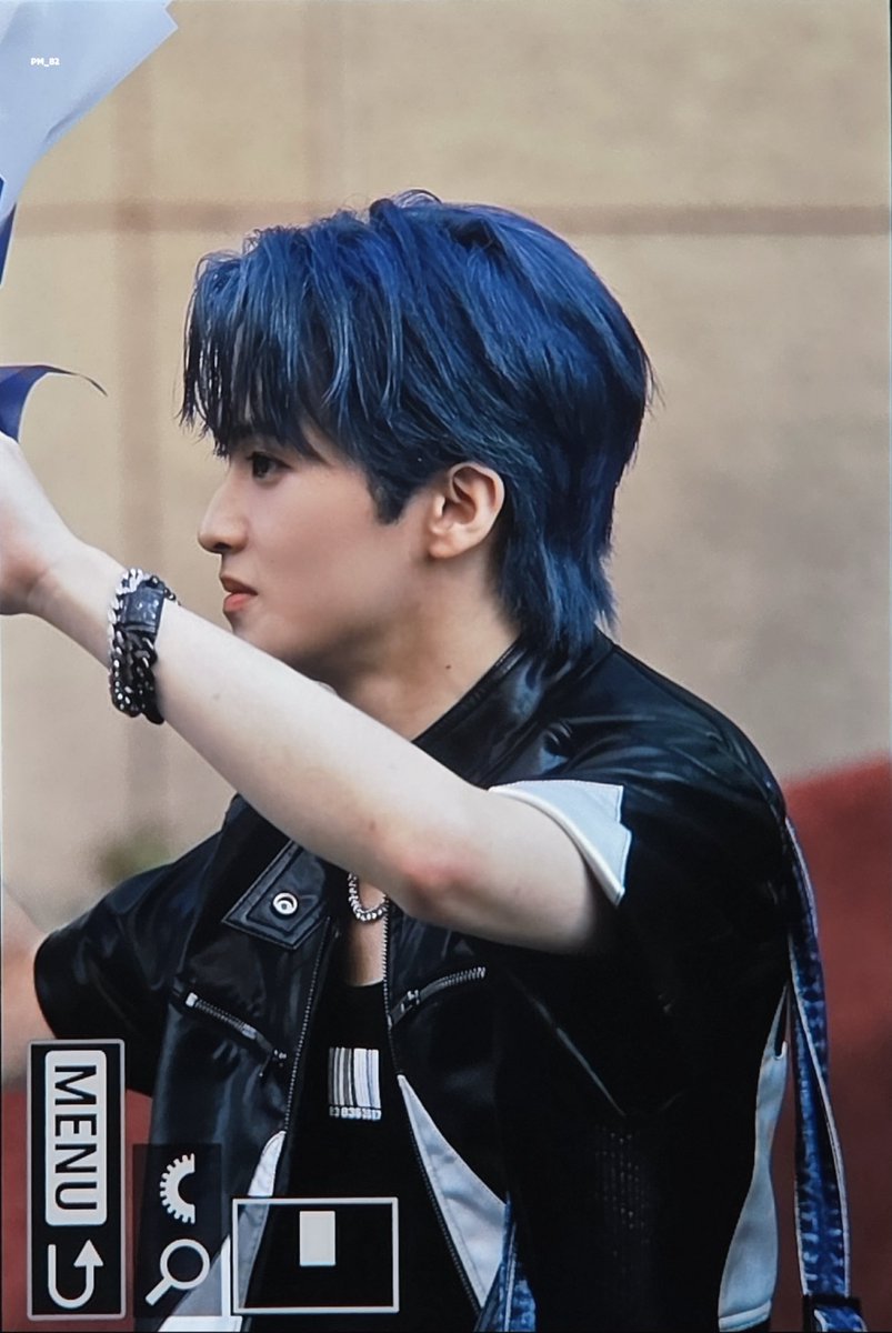 popmark8two's tweet image. 250725 뮤뱅퇴근

#마크 #이마크 #MARK #NCTDREAM