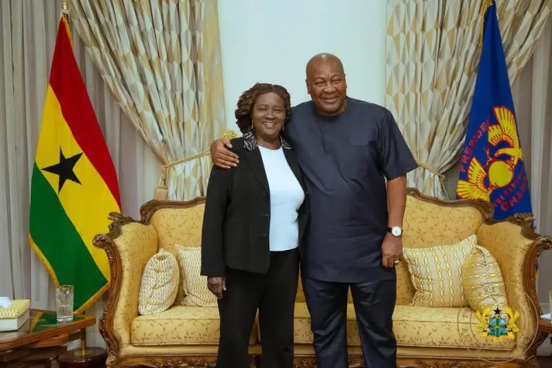scottbolshevik's tweet image. If the dollar reaches 1 USD to GHS 12.5 by December would you still give credit to H.E Mahama’s administration, or would you downplay their achievement?
I believe they deserve full praise. I honestly never expected them to even bring it down to GHS 12 per dollar and sustain it.