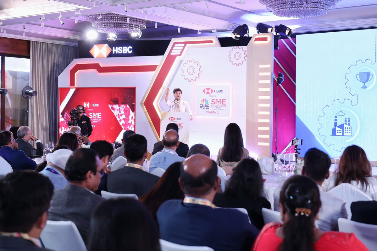 JM_Scindia's tweet image. An absolute pleasure to address the @CNBCTV18News SME Champions Awards 2025, a celebration of the true builders of New India.
From local dreams to global impact, our Small and Medium Enterprises are shaping the destiny of a Viksit Bharat. Under the visionary leadership of PM…