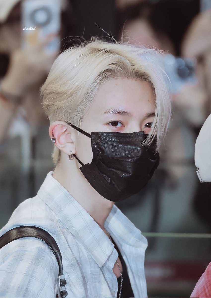deepblue__hs's tweet image. 250725 GMP
๐ค
#ํฌ์น #HEESEUNG #์ํ์ดํ #ENHYPEN