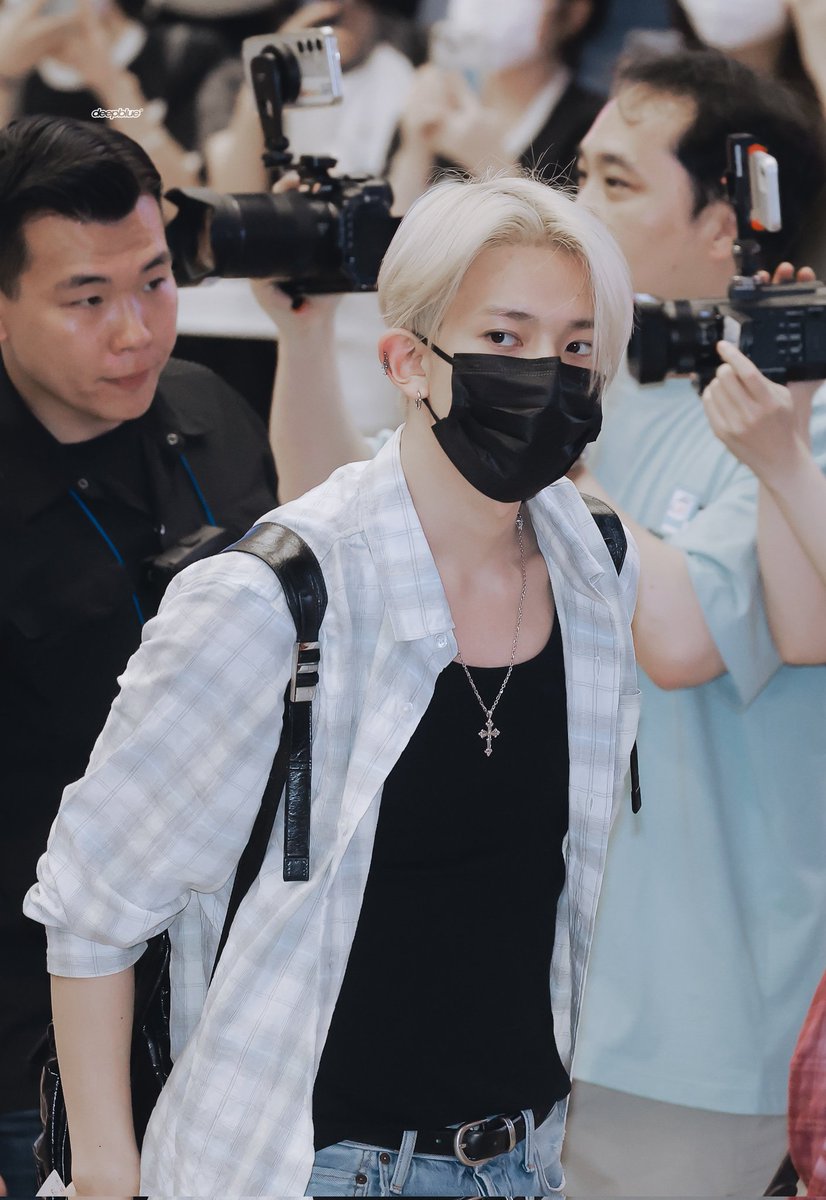 deepblue__hs's tweet image. 250725 GMP
๐ค
#ํฌ์น #HEESEUNG #์ํ์ดํ #ENHYPEN
