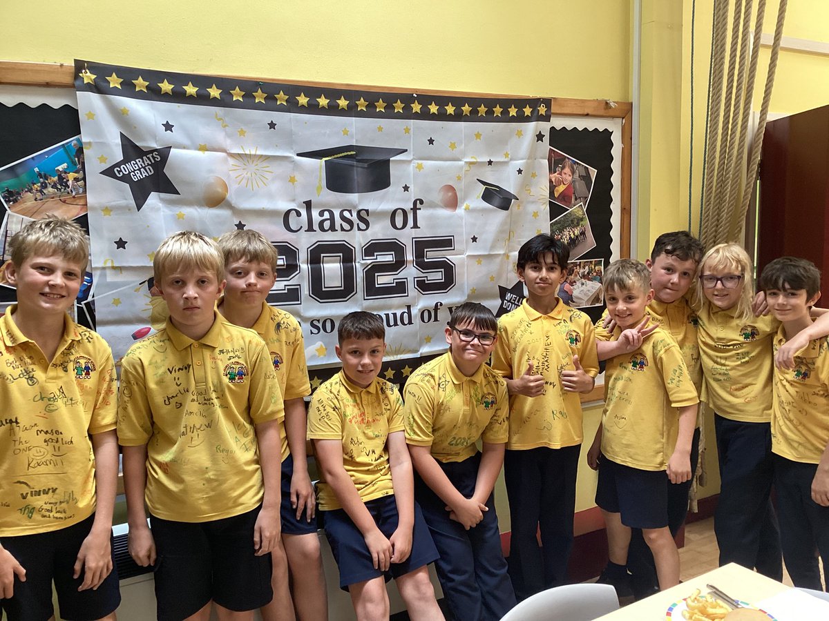 Claire Greenway (@clairegreenway4) on Twitter photo We wish a find farewell to our <a href="/StJamesChorley/">Chorley St James</a> year 6 class. You’re all amazing young people and we will miss you all. Keep in touch. We wish a find farewell to our <a href="/StJamesChorley/">Chorley St James</a> year 6 class. You’re all amazing young people and we will miss you all. Keep in touch.