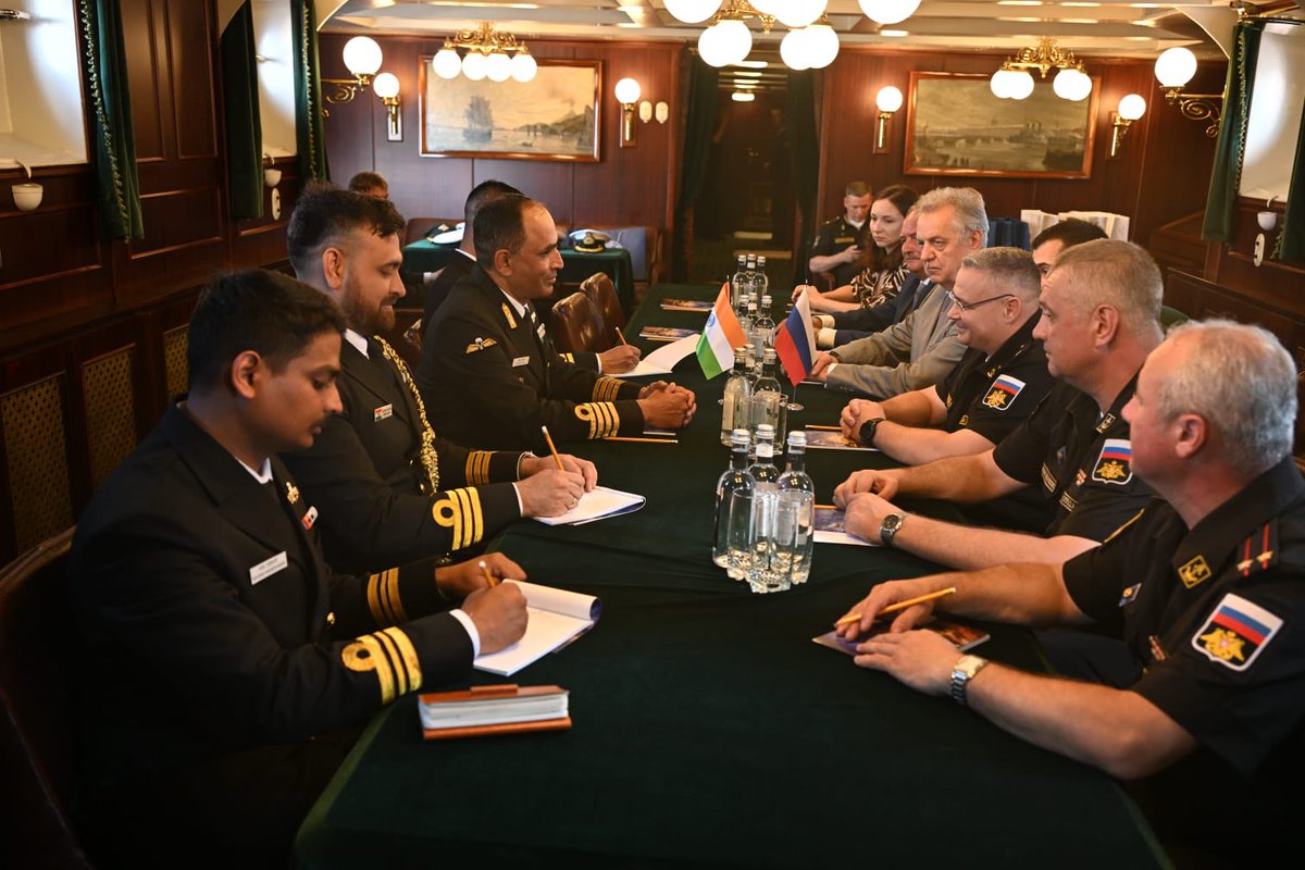 IndEmbMoscow's tweet image. During port call of INS Tamal  at St Petersburg ,   Capt Sridhar Tata, commanding officer ,  called on RAdm IA Nikitin, Commander of the Leningradski Naval Base onboard Battle Cruiser Aurora along with Mr Evgeniy Grigoriev representative of government of St Petersburg  followed…