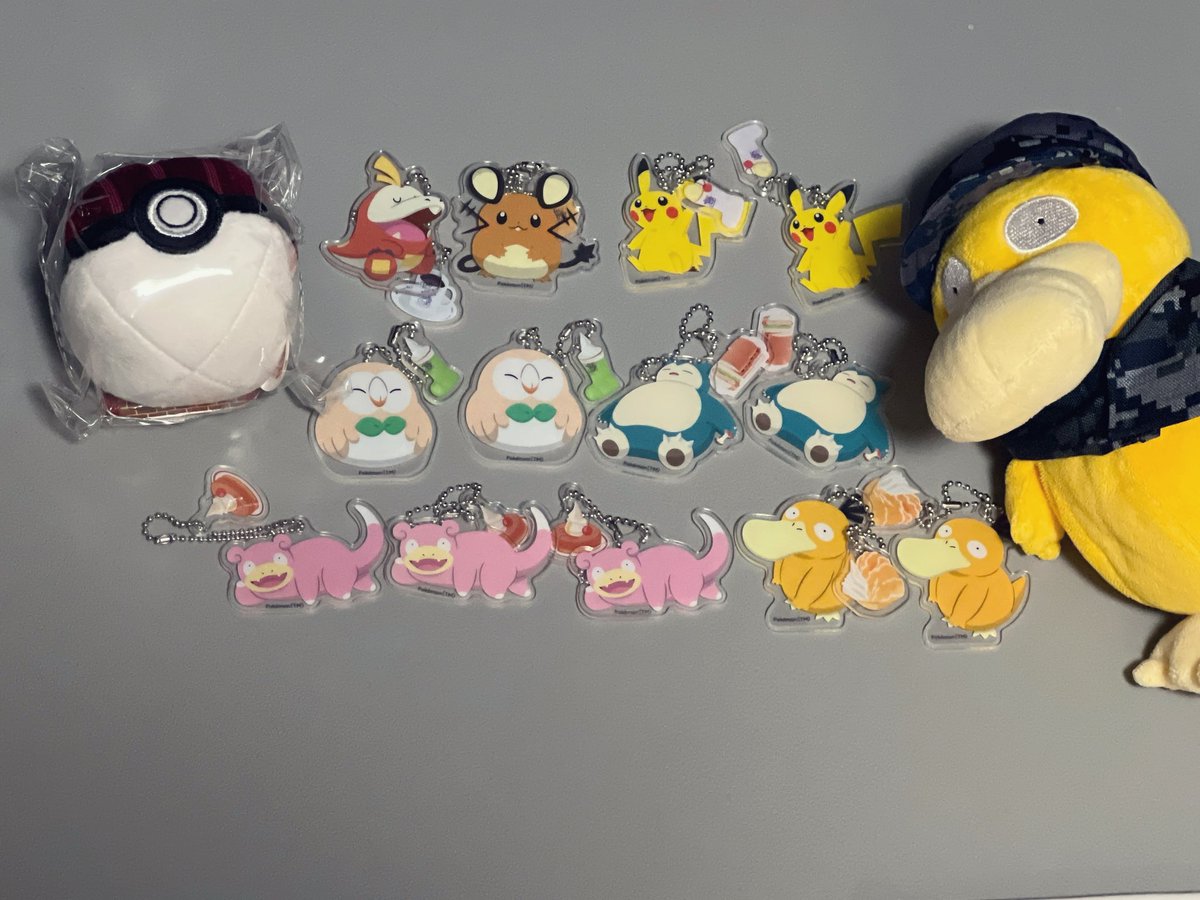 Sgt_Psyduck's tweet image. コメダ珈琲店にて2日間旦那と共に頑張って食べました🥹✨️
アクリルチャーム無事コンプリート👏✨️
コダちゃんも2匹目が来てくれて良かった!