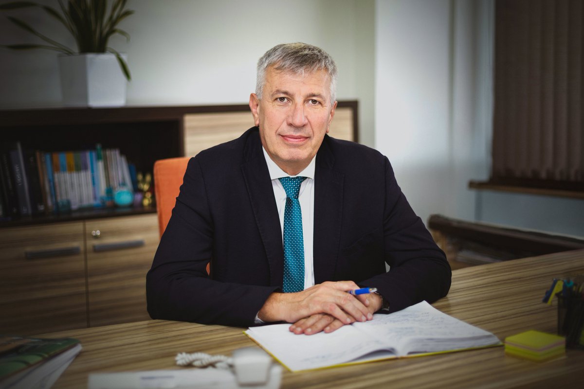 FN_Ostrava's tweet image. 📺Hostem dne @Televize_Polar byl ředitel @FN_Ostrava🏥Jiří Havrlant. Tento zajímavý rozhovor určitě nevynechejte. Dozvíte se například to, které projekty ostravská fakultní nemocnice realizuje a které bude realizovat v blízké budoucnosti➡️1url.cz/HJG50