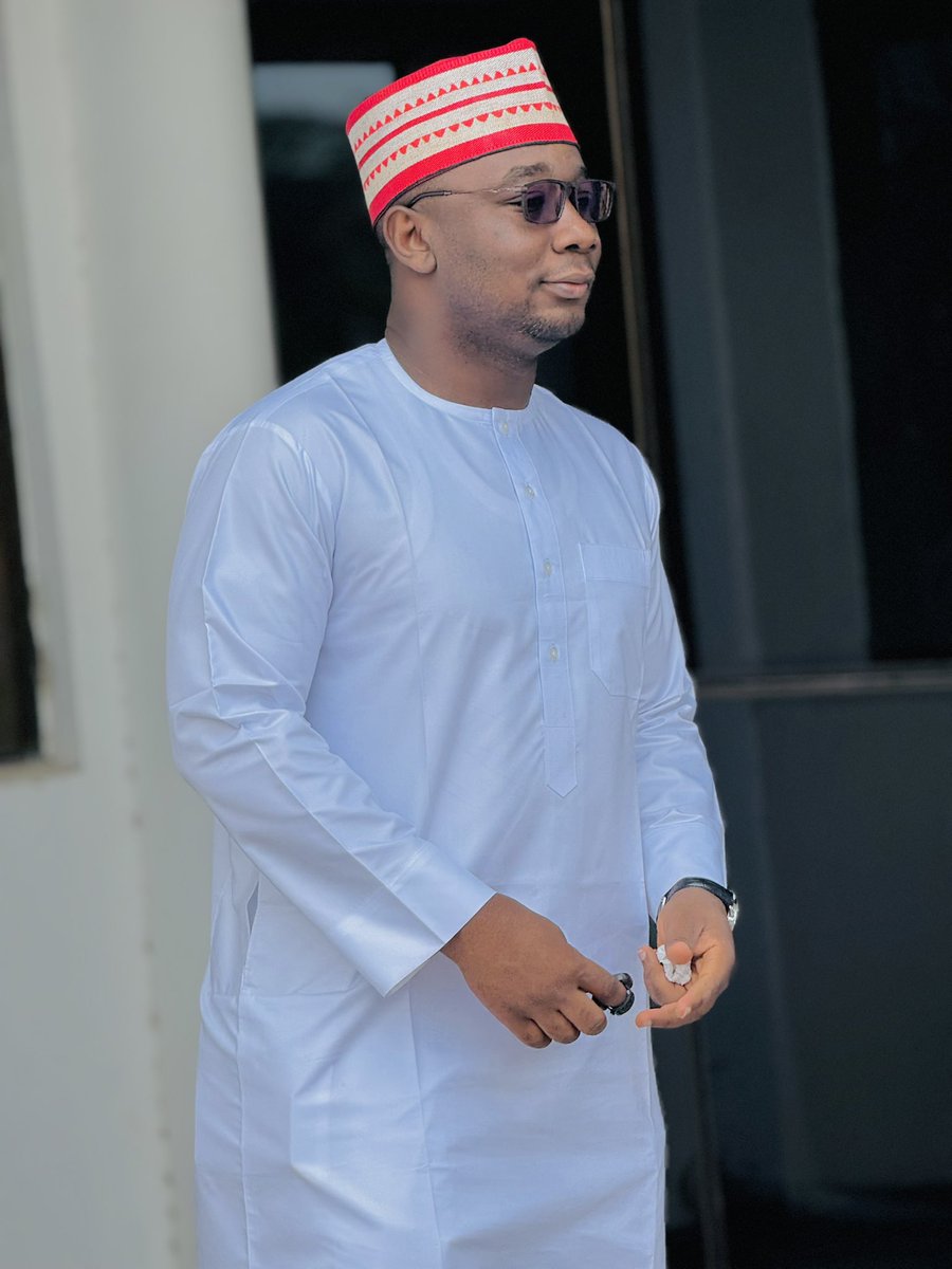 SaifullahiHon's tweet image. Ya Allah Kayi mana afuwa.
Ka gafarta mana.
Ka lullubemu da rahamarka.
Kayi Lutufi agaremu.
Ka bamu lafiyar jiki da ta ruhi.
Ka yaye dukkan matsalolinmu.
Ka 'yantar damu daga wuta.
Ka za'ba mana alkhairi acikin dukkan lamuran duniya da lahira. Ameen
Juma’atu Mubarak