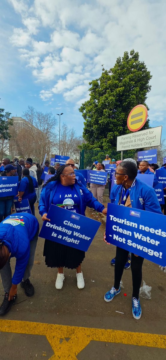 DA_KZN's tweet image. Proceedings at the Pietermaritzburg High Court today, where the DA is hauling the eThekwini municipality for failing to manage sewage crisis.
The DA is fighting for YOU !