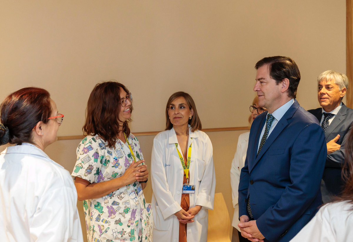 alferma1's tweet image. Hemos visitado la ampliación el Centro de Salud Pinilla-San Andrés del Rabanedo #León: +espacio, +eficiente y +sostenibilidad para mejorar la atención a más de 21.000 personas.
#CastillayLeón es ejemplo nacional en Atención Primaria, por cercanía, modernidad y eficiencia.