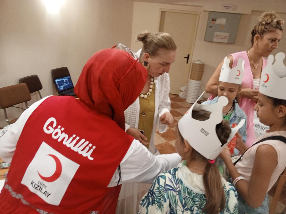 Pavlikeni &amp; World Sanat Festivali kapsamında Urla Kızılay ve Kızılay Engelsiz olarak festivalde yerimizi aldık.
Ayrıca, Kızılhaç yetkilileriyle "Hayata Bağlan" projemizin tanıtımını yaparak uluslararası iş birliği köprülerini güçlendirdik.