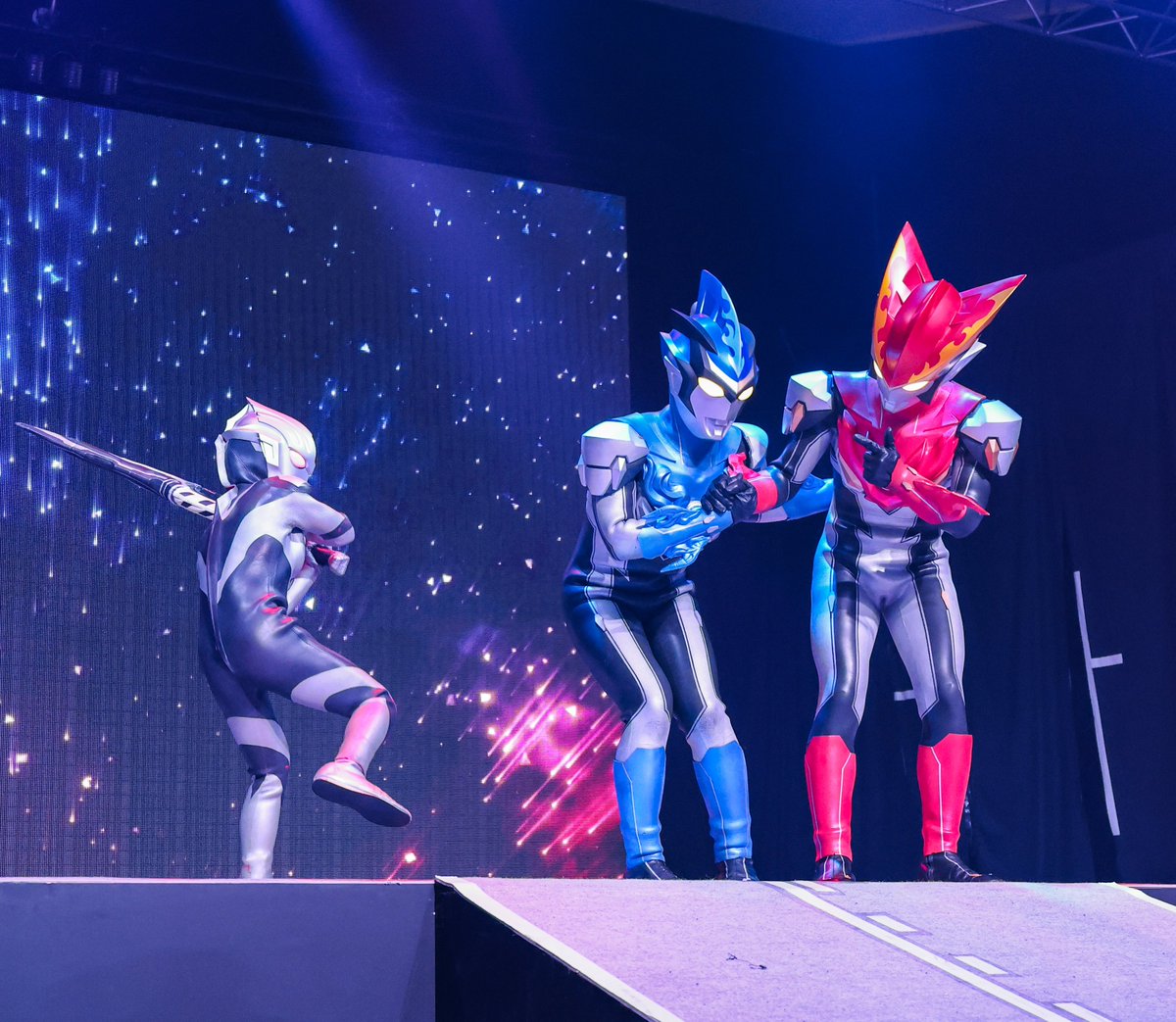 sky00_re's tweet image. もはや待っているまである🙂
#ウルサマ
#ウルトラマンロッソ #ウルトラマンブル