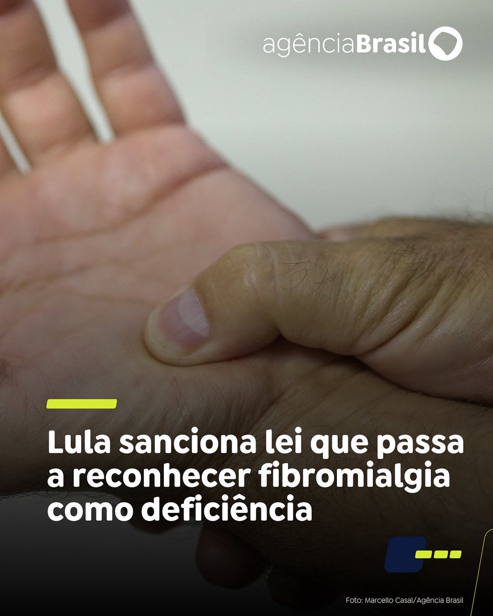 agenciabrasil's tweet image. FIBROMIALGIA | A partir de janeiro de 2026, quem tem fibromialgia passará a ser considerado pessoa com deficiência. A Lei 15.176, de 2025, que determina a medida, foi publicada, nesta quinta (24), no Diário Oficial da União, após ser sancionada sem vetos pelo presidente Lula.