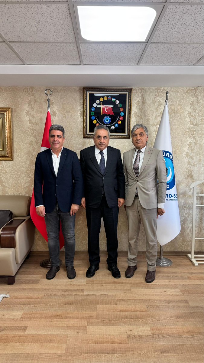 📌 Türkiye Kimya Derneği Yönetim Kurulu Başkanı Prof. Dr. Bahattin Yalçın ve Yönetim Kurulu Üyesi Güray Mete"ye nazik ziyaretleri için teşekkür ederim.