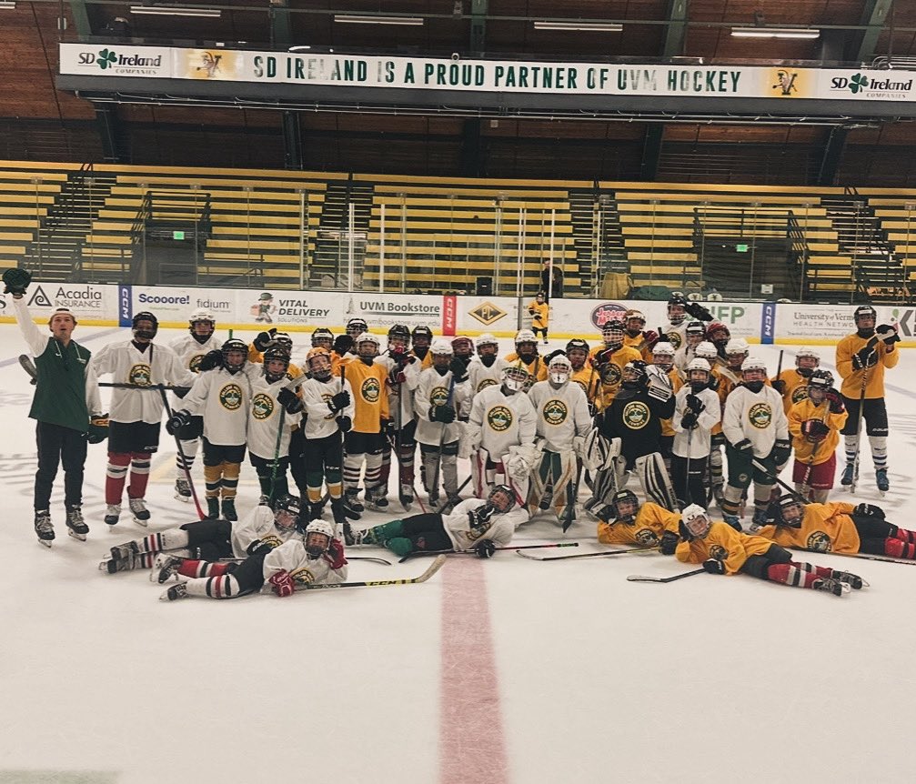 CHCatUVM's tweet image. It was a great two weeks of youth camps! Players and staff had a blast! Keep an eye on CHCombine.com for camp offerings in summer of โ26 ๐ข๐ก