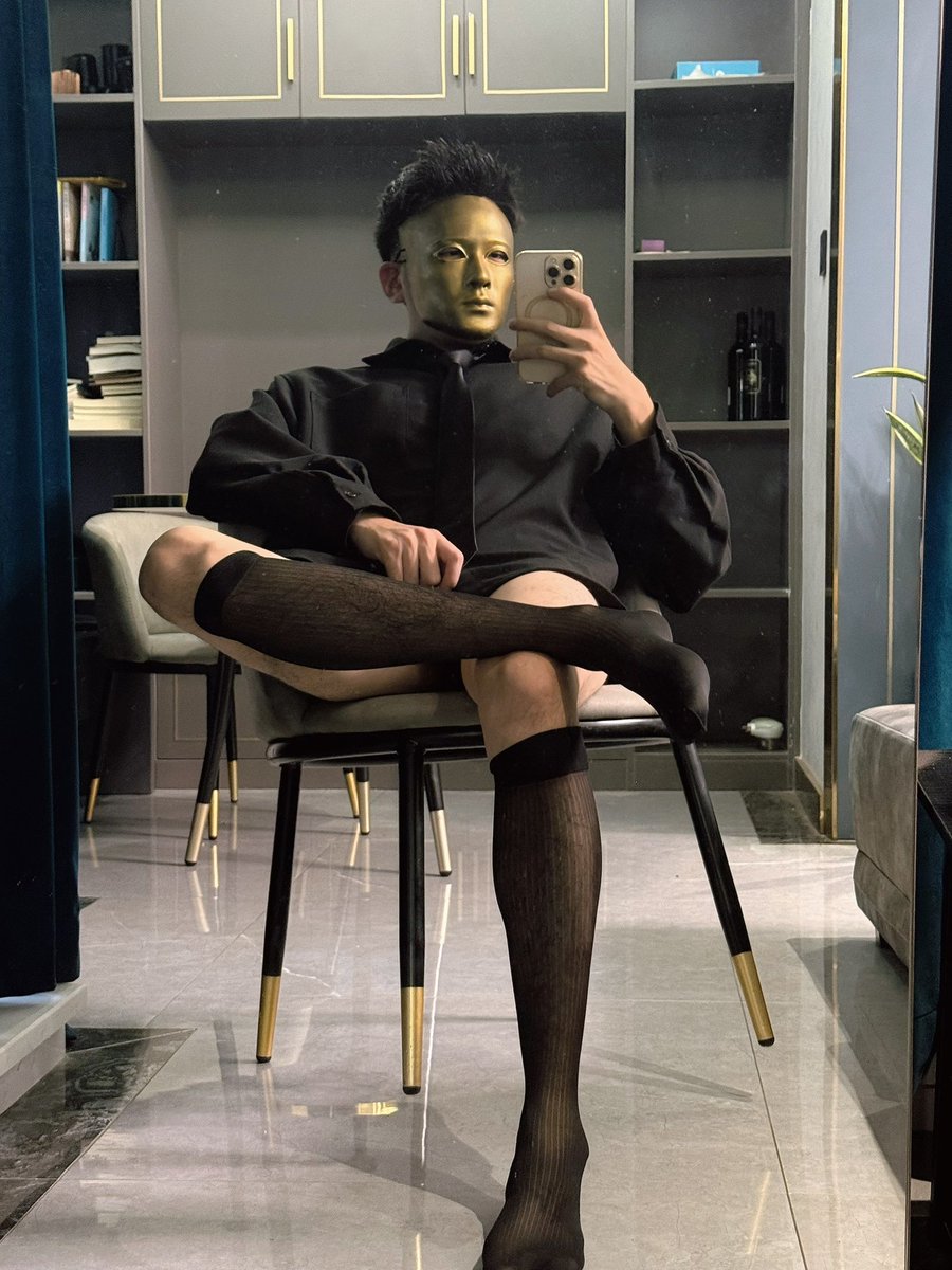 洛白歌LUOBAIGE tweet media