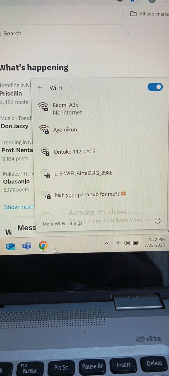 AObilana's tweet image. "Nah your papa sub for me??" 😂
I can learn how to hack Wi-Fi because of this my rude neighbour.
If we check now, na MTN data bonus the guy dey use guide.