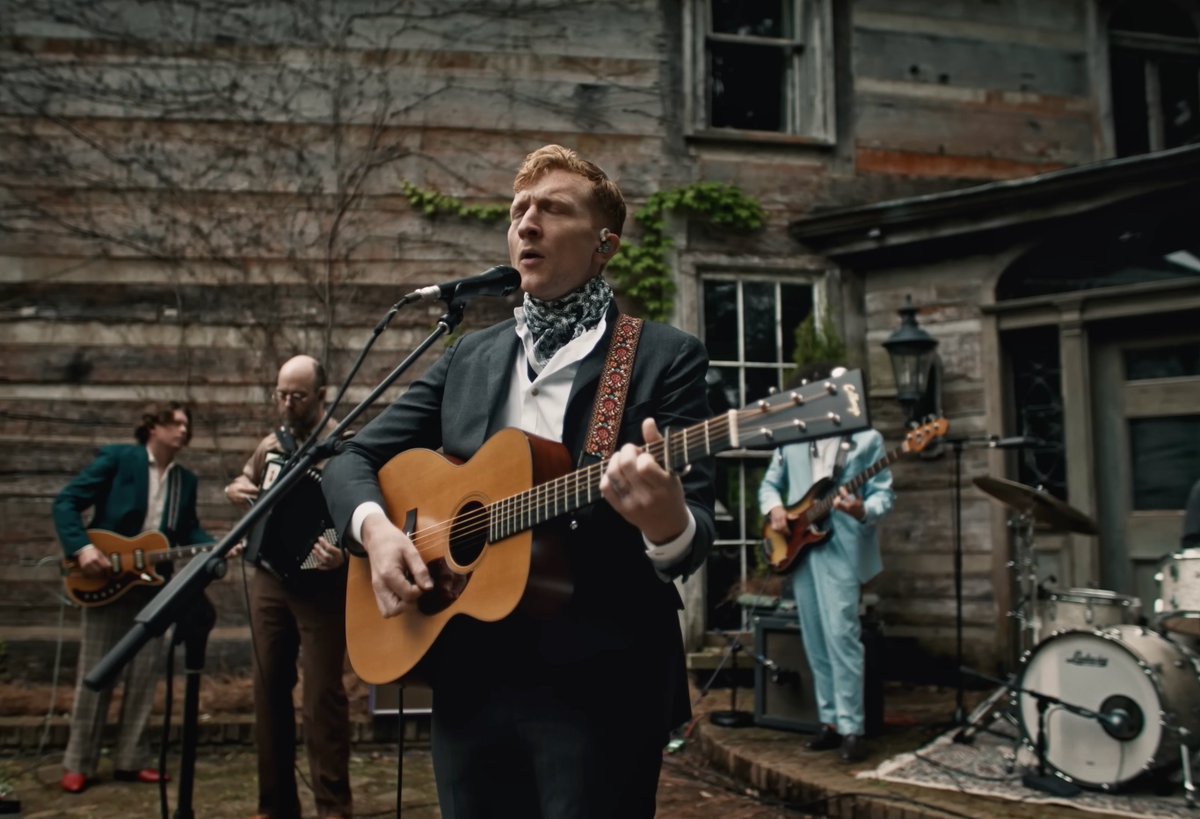 Brad Luttrell 🎵 tweet media