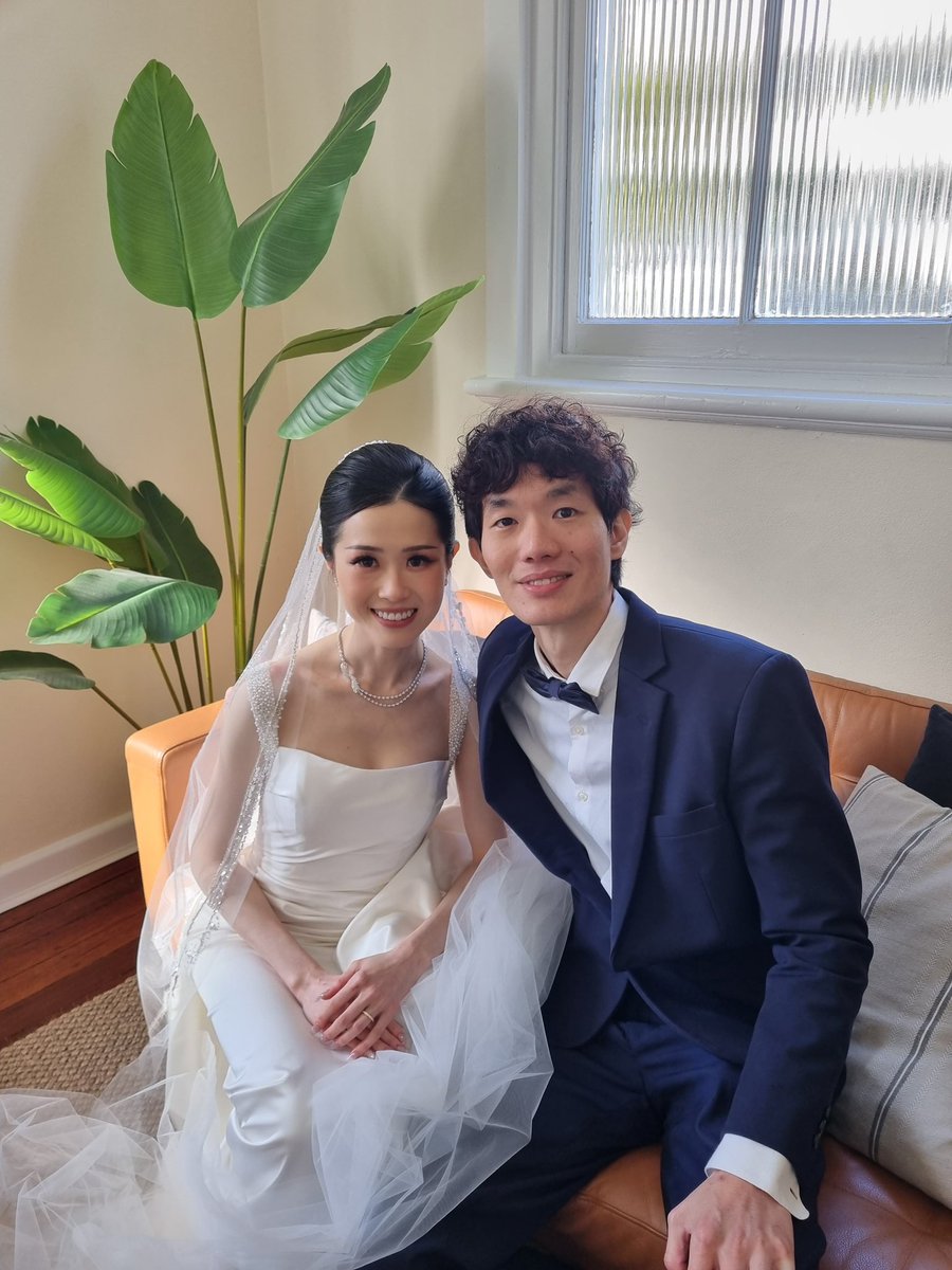 lix_lee007's tweet image. Congratulations on your wedding my dearest sister! May you have a beautiful and successful marriage and a lifetime of love and happiness!!