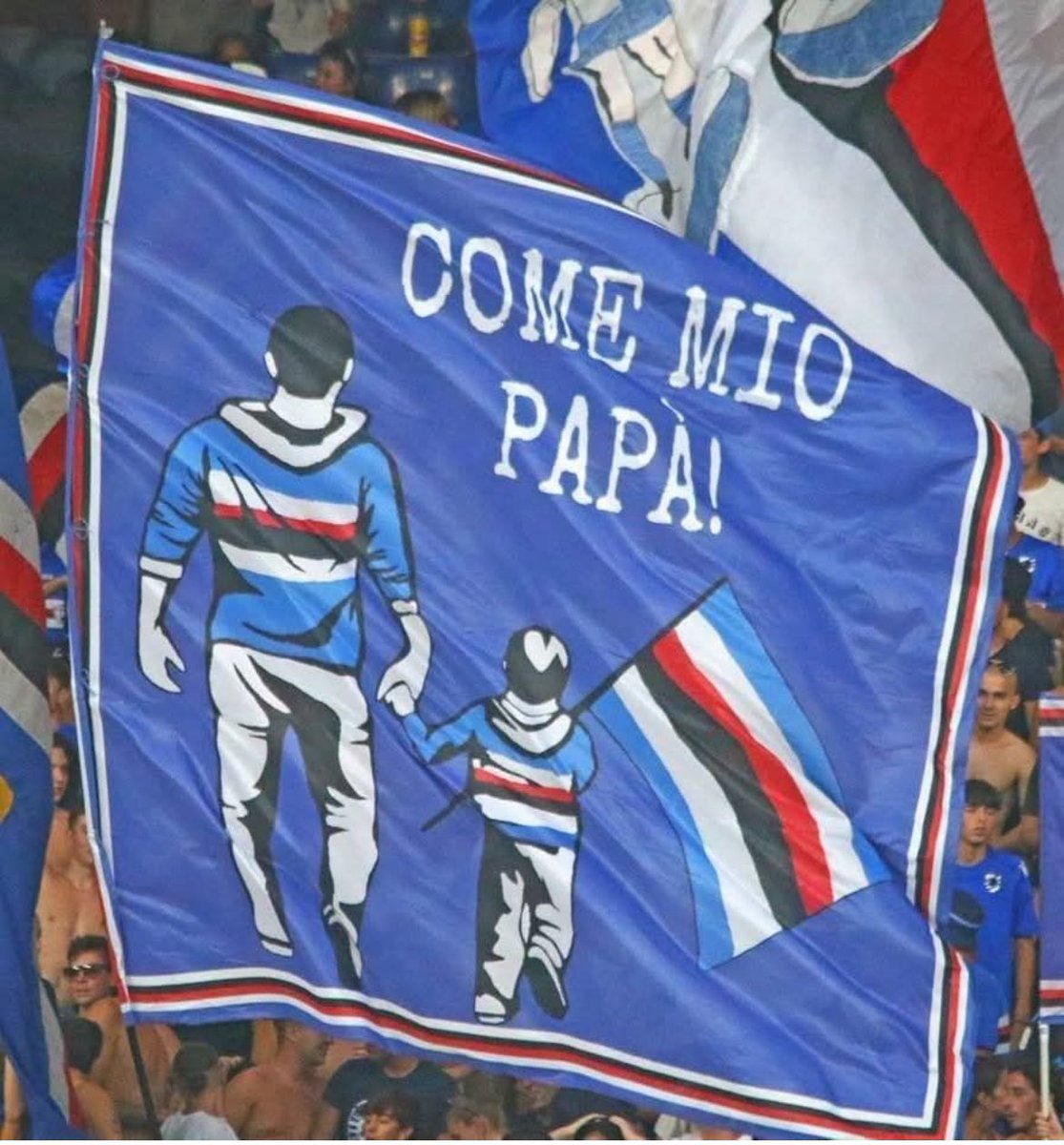 AriSolosamp's tweet image. 💙🤍❤️🖤🤍💙