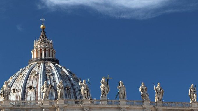 vaticannews_fr's tweet image. 🎙️ Journal l #RadioVatican, l'édition de 13h du 25 juillet en réécoute →vaticannews.va/fr/podcast/le-…
🇻🇦 Message pour la Journée des migrants
🇰🇭 Regard chrétien sur les tensions #Cambodge
🇵🇸 Présence chrétienne essentielle à Gaza @GM_oessh
🏡Les collocations séniors de @CetteFamille