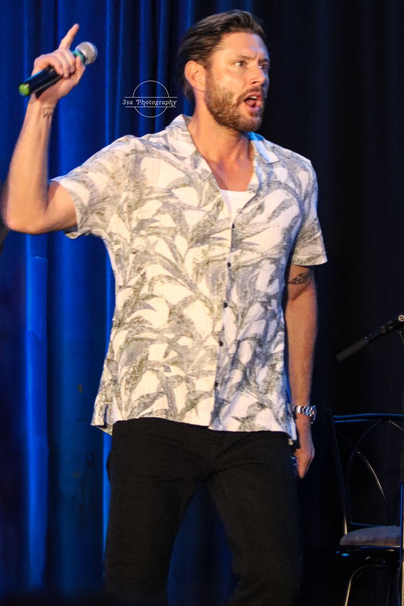 3saPhotography's tweet image. It’s Friday! Let’s get this day done, and get the weekend started! Let’s Go! 😜
Jensen Ackles
Novi 2025
#SPNFamily #jensenackles
PS - watch #countdown