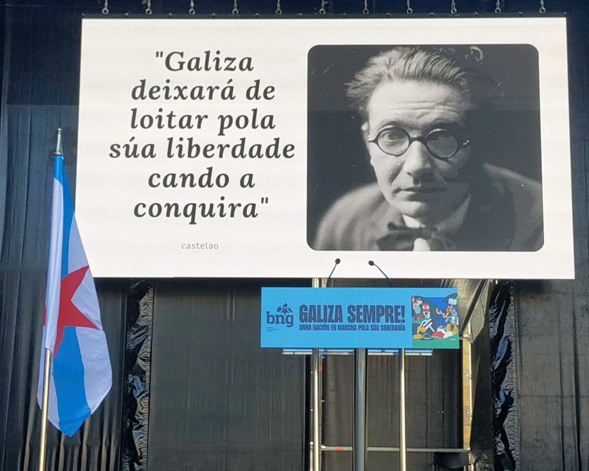 Eu ao companheiro Daniel non lhe discuto nada. E ti?
Feliz #diadapatriagalega 
#DiaDaPatria2025