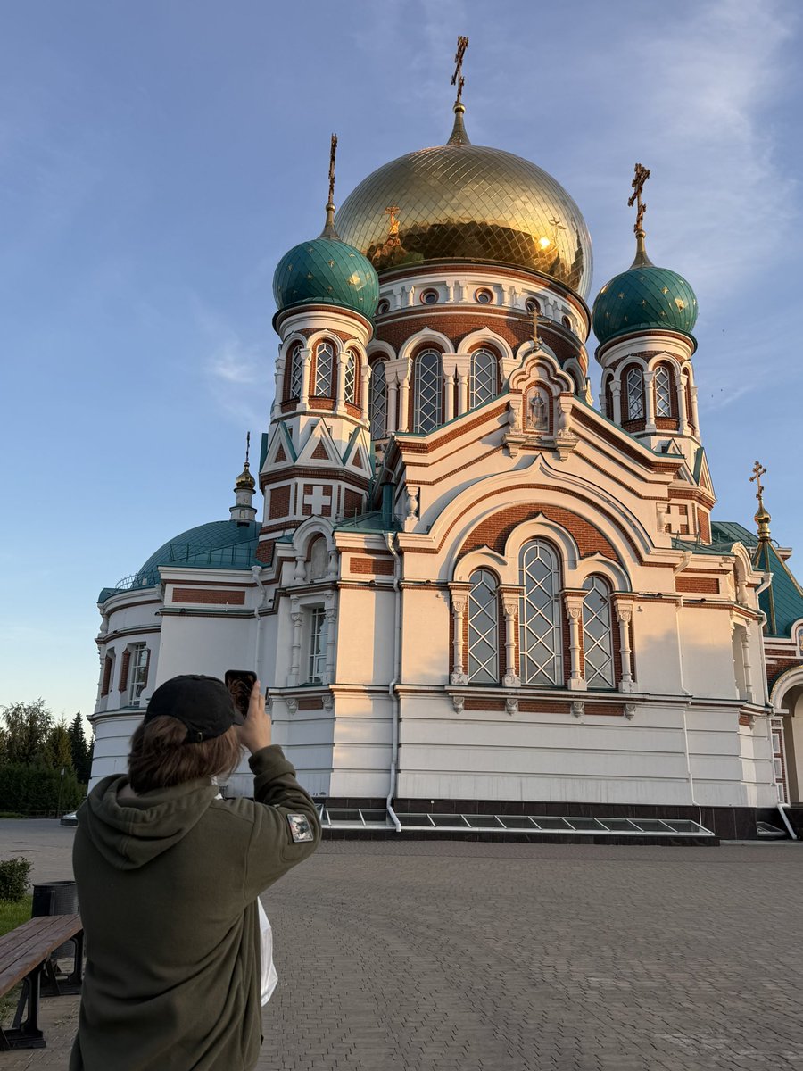 dustyy545's tweet image. Fucking tourist