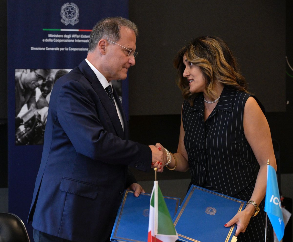 ItalyMFA's tweet image. Firmata oggi dal VM @edmondocirielli l’Intesa con @ICCROM per un progetto in 🇨🇮, 🇪🇬, 🇰🇪 e 🇹🇳. Obiettivo: formare giovani artigiani nella tutela del patrimonio culturale, in collaborazione con la Fabbrica di San Pietro. #CooperazioneItaliana #PatrimonioCulturale