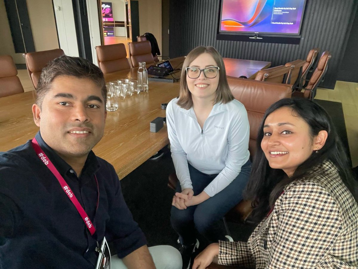 lenadroid's tweet image. ✅ Keynote at @dataengbytes Melbourne - mission accomplished. Spectacular day!